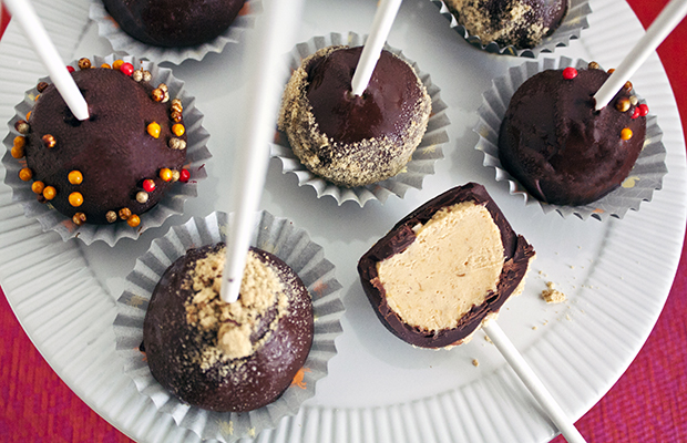 Low-Fat Pumpkin Cheesecake Pops