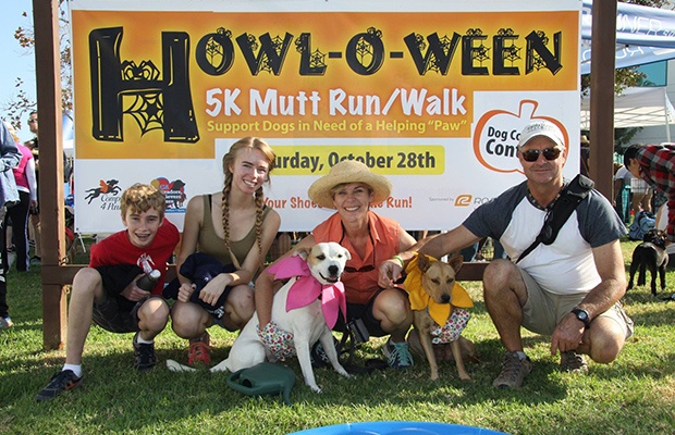 Fun Runs with Your Dog: Howl-O-Ween Mutt Run