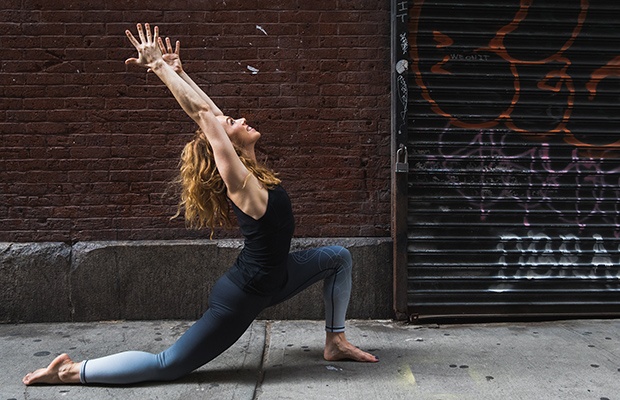 The 3-Pose Yoga Flow to Wake You Up