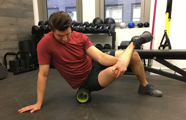 IT Band Stretches: Glute Medius Foam Rolling